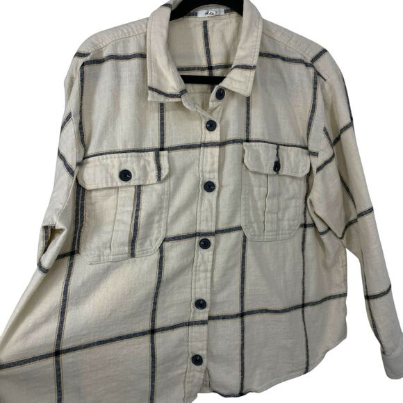 Maurices Boxy Cabin Plaid Flannel Shirt Plus size XXL Ivory Long Sleeves Button - Picture 2 of 8